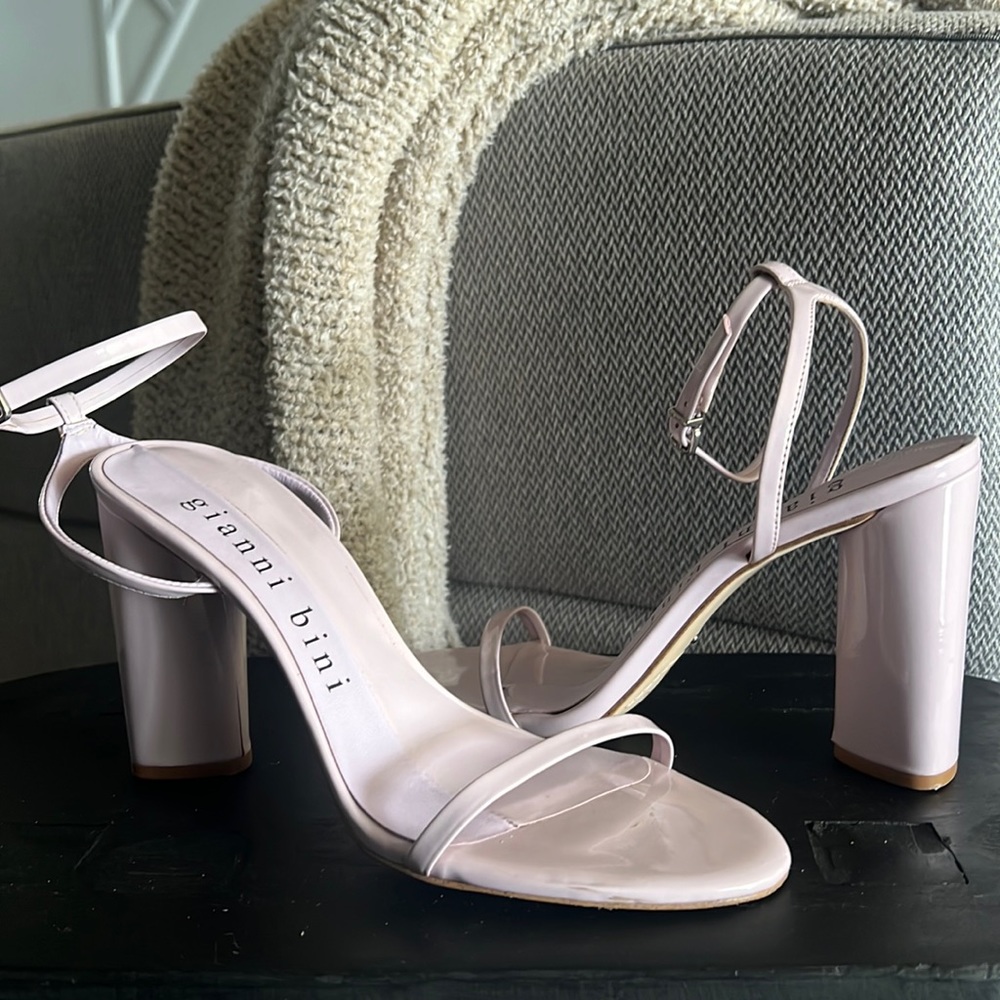 Gianni Bini Kenzie Patent Ankle Strap Strappy Block Heels Lavender